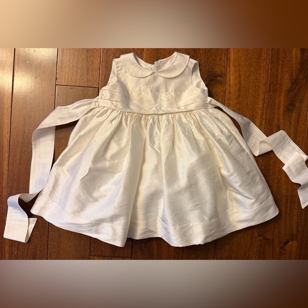 Frances Johnston 100% Silk Flower Girl Ivory Dress. 
Size 2T